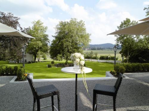 Schloss Neutrauchburg Isny im Allgau Bagian luar foto